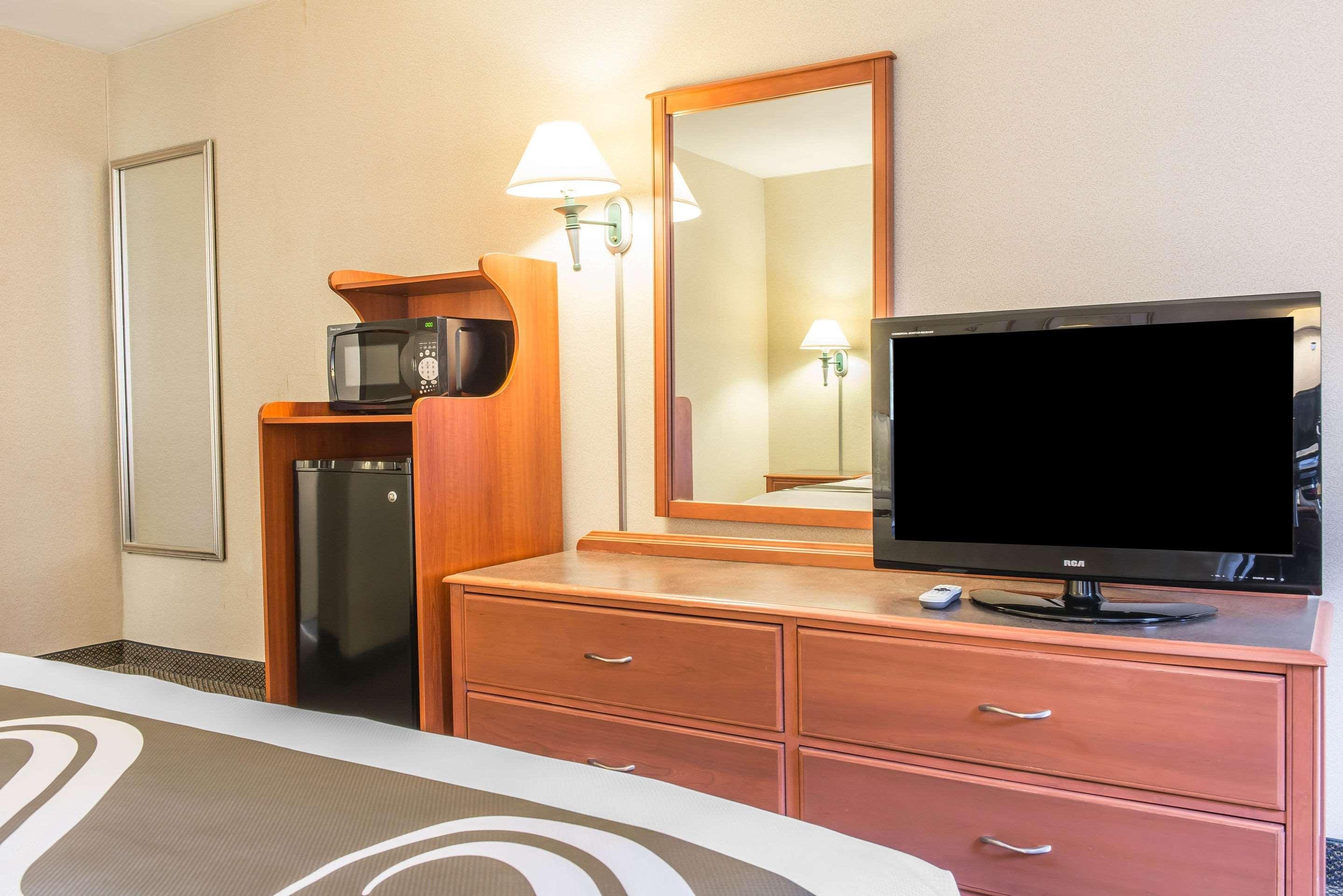 Quality Inn Гермітедж Екстер'єр фото