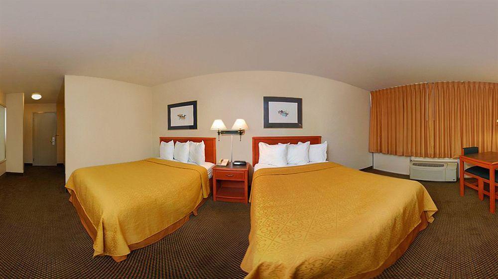 Quality Inn Гермітедж Екстер'єр фото