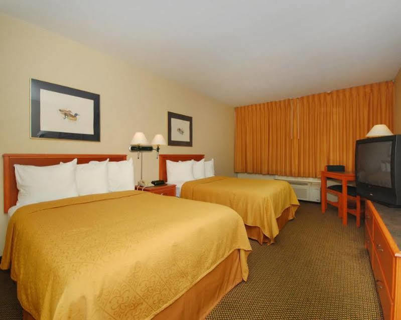 Quality Inn Гермітедж Екстер'єр фото